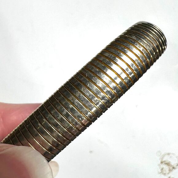 Vintage Monet Womens Bracelet Gold Tone Stretchy Flexible Fashion Jewelry - Picture 6 of 8